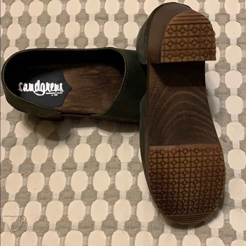 Heeled clogs - Picture 2 of 6